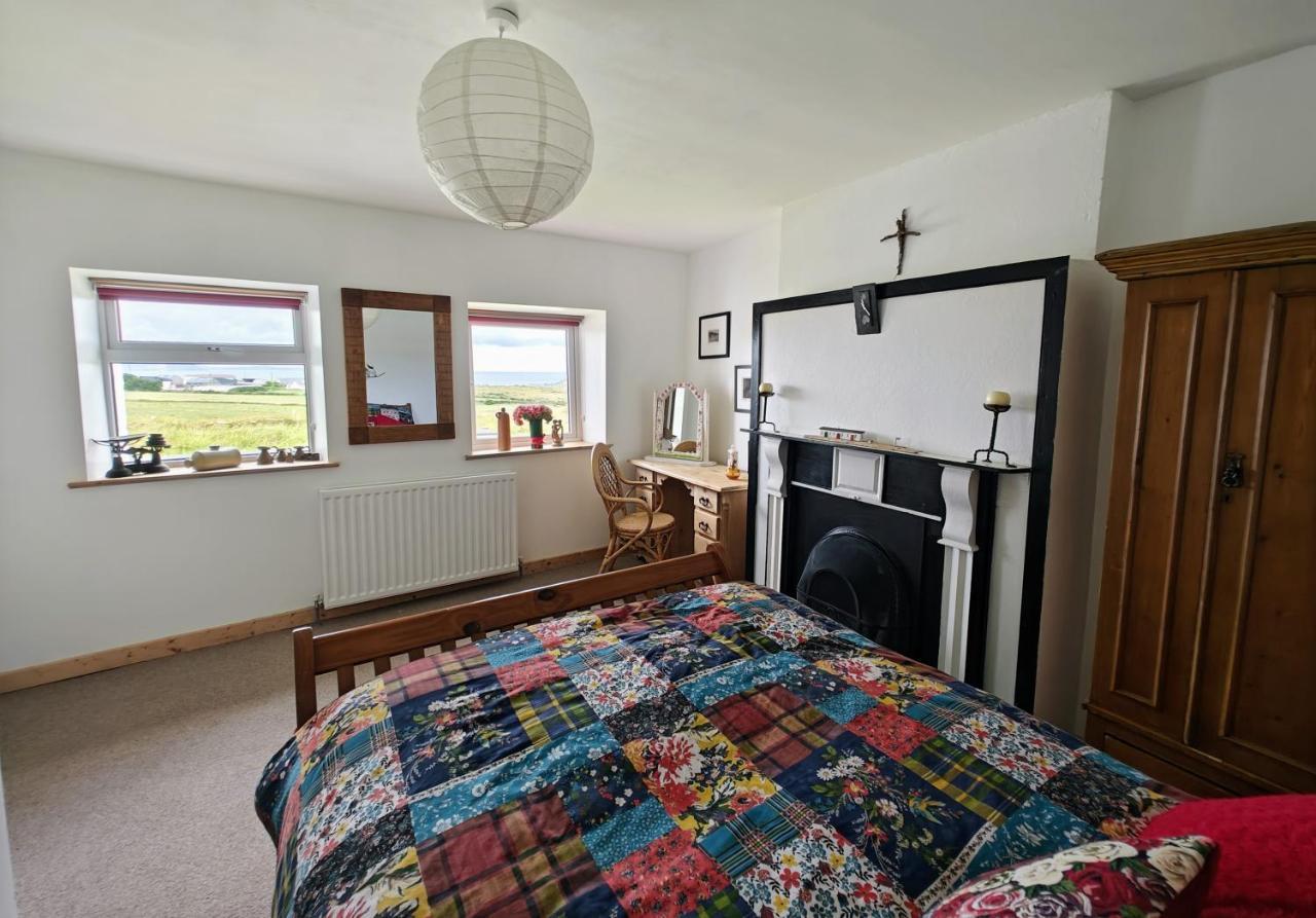 Teach Roisin-Traditional Irish Holiday Cottage In Malin Head. Екстер'єр фото