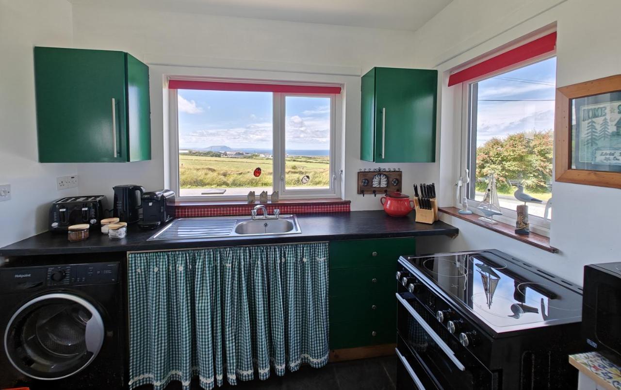 Teach Roisin-Traditional Irish Holiday Cottage In Malin Head. Екстер'єр фото
